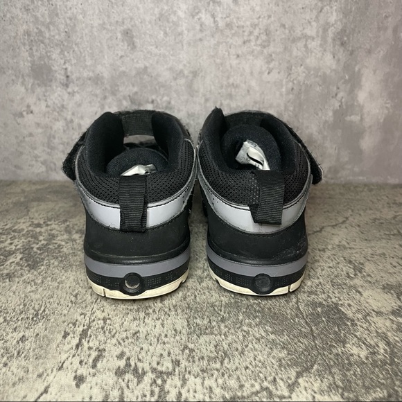 Jordan Phase 23 Sneakers sz 9C - Picture 4 of 6